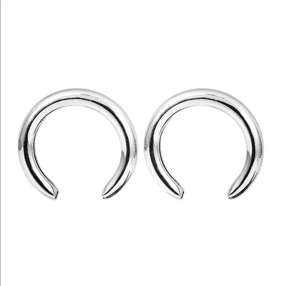 Women Medium Sized Pierced Round Hoop Earrings Brass Tubular Silver Tone NWOT